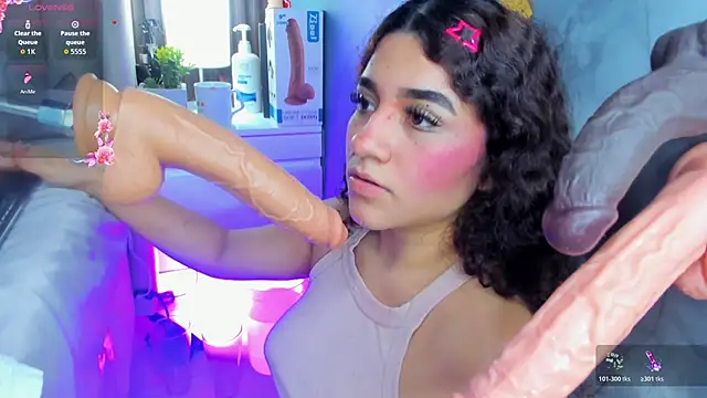 little_valentinaa's Live XXX Chat