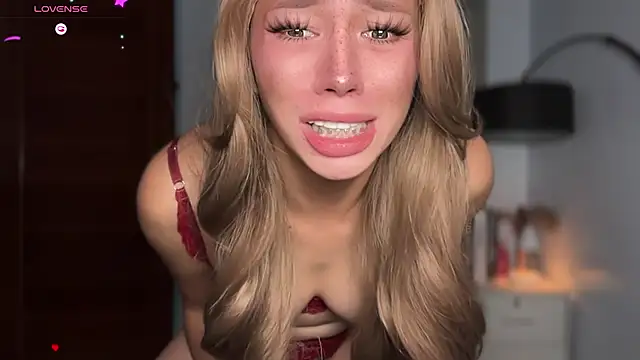 MissDemiAnderson Webcamshow