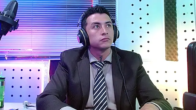 Chat +18 de Godofcumxxx ao vivo