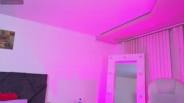 Chat XXX ao vivo de _sharlotte777