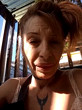 Chatroom XXX en direct de FrozenWaffle