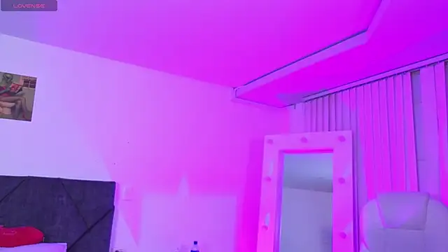 _sharlotte777's Live XXX Chat