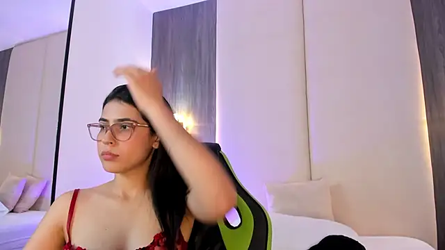 desireee_'s Live XXX Chat