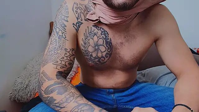 thomas_gun – Naživo XXX chat