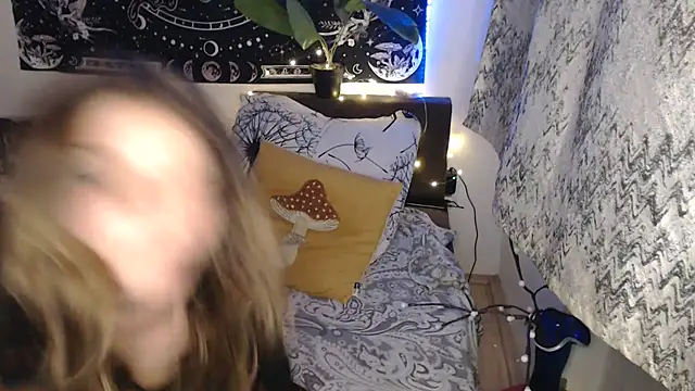 AlienforTwenty: онлайн-секс-чат