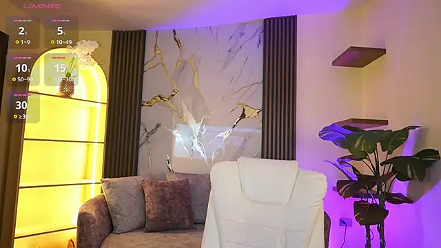 TessaaFox Adlı Modelin Canlı XXX Sohbeti