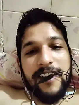 Stoner--Joy7: διαδικτυακό σόου στην κάμερα