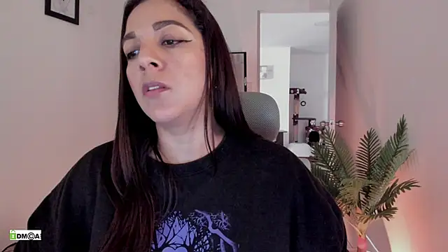 Chat XXX ao vivo de urcute_kitten