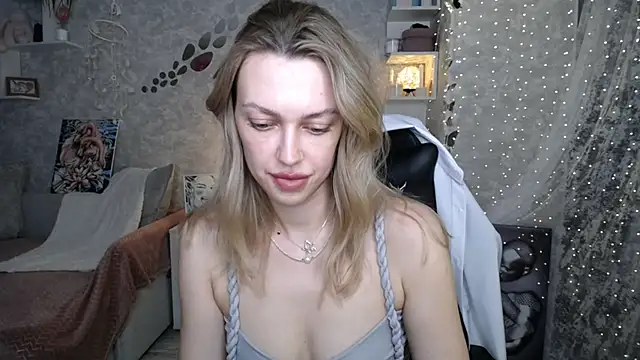 NickyAdamidi: онлайн-секс-чат