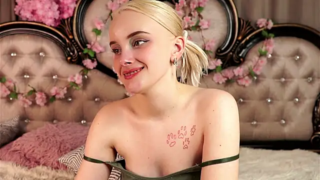 KirstinMcgeady's Live XXX Chat