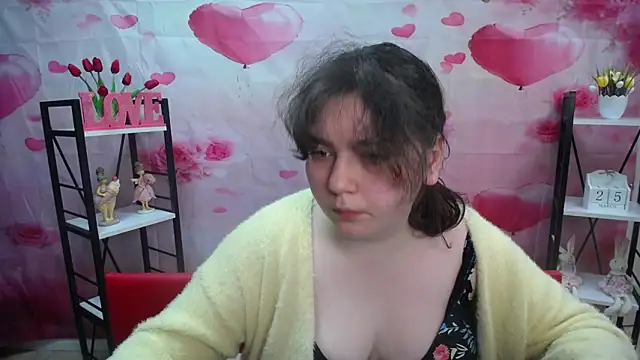 NeonilaLisova Adlı Modelin Canlı XXX Sohbeti