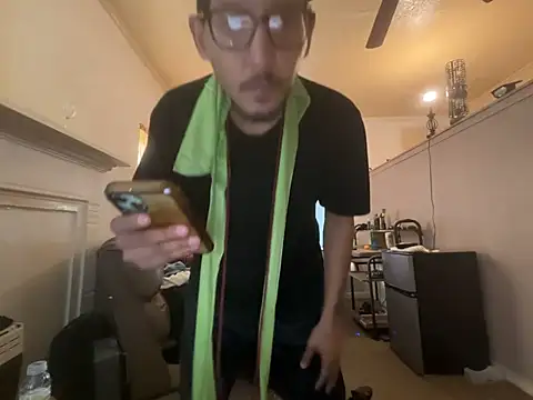 ThrowedWorldWide webkamerás műsora