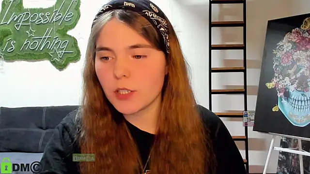 MiraaBloom 现场XXX聊天