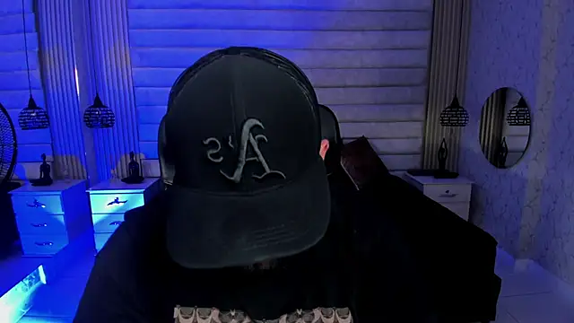 jhon_bear03: онлайн-секс-чат