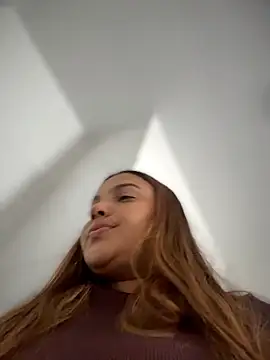 Chatroom XXX en direct de Colibri_xxx