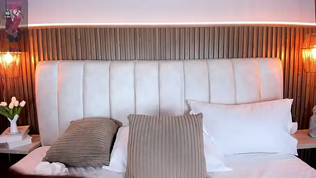 LisaLain's Live XXX Chat