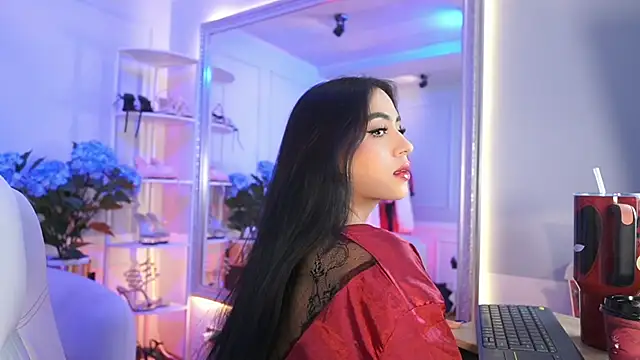 elasummer Chat XXX in diretta