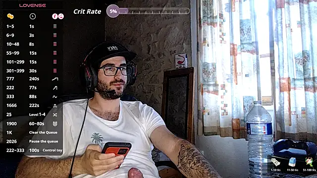 young_bear06 网络视讯表演