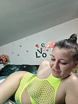 Онлайн чат XXX SweetMaddy888