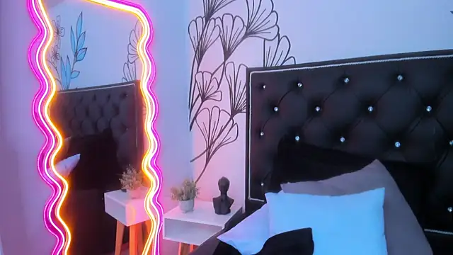 Sweet_Ariadna_ live XXX chat