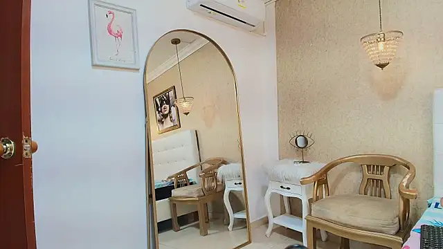 Miladiosa's Live XXX Chat