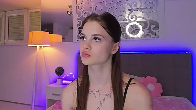 Chat XXX en directo de LuisaClover