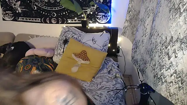 AlienforTwenty 现场XXX聊天