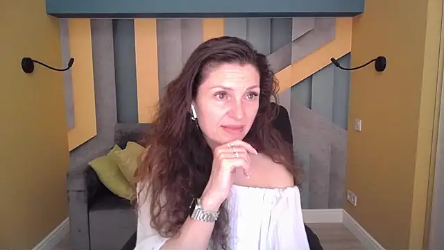 Chat +18 de EllaLong ao vivo