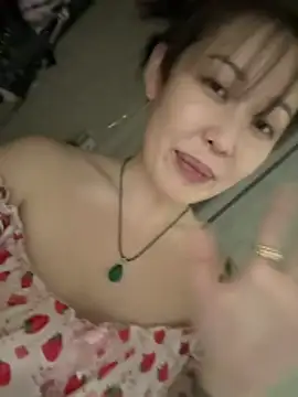 Živý XXX chat YukiiTYAN