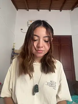 Bonni_lohan 现场XXX聊天