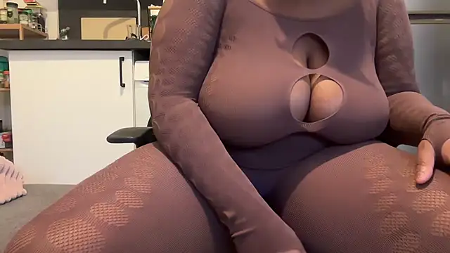 Chatroom XXX en direct de nanaisbackk