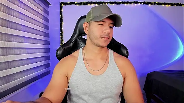 XXX chat uživo modela ransoj