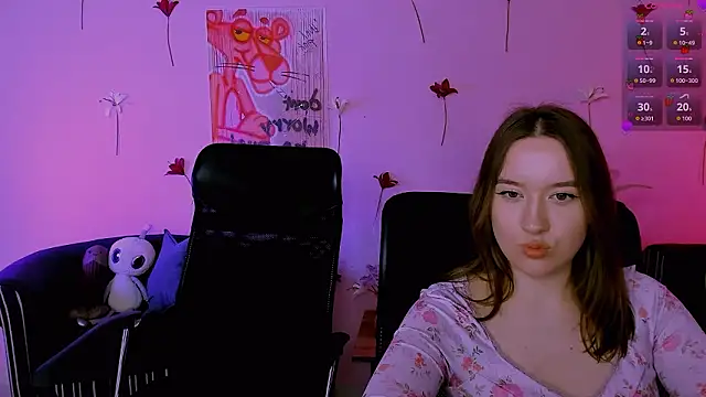 casey_meow_: διαδικτυακό σόου στην κάμερα