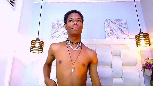 Santiago_Ortiz_'s Live XXX Chat