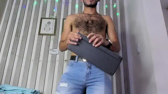 Chat +18 de EthanGrey ao vivo