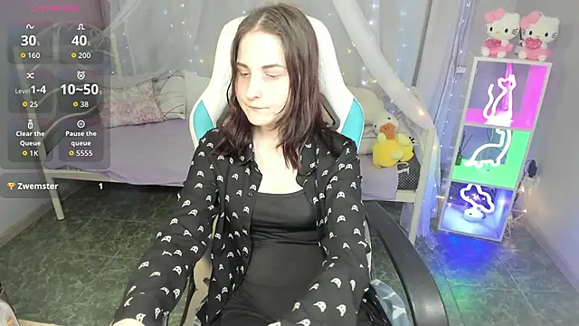 KiraDuvall's Live XXX Chat