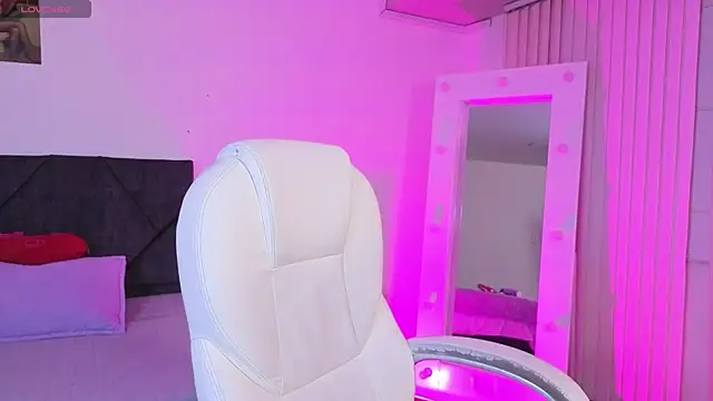 Chat XXX Live _sharlotte777