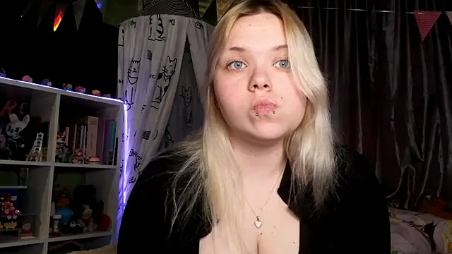 แชท XXX สดของ AnimeGirl67