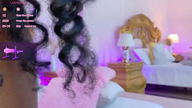 Chat +18 de AshleyFerri ao vivo