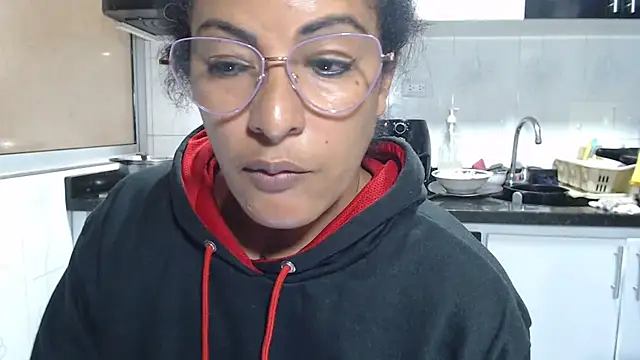 kateleyagrey Show in webcam