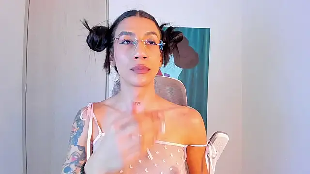 sofiaa_grey_ 即時 XXX 聊天