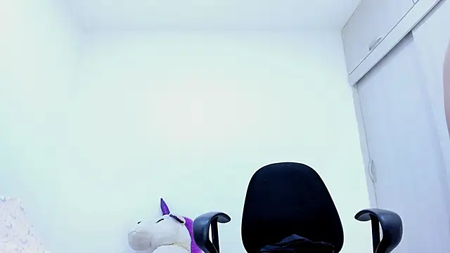 دردشة Amelia_Debora_Antonella الجنسية المباشرة