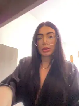 Mia_222 live XXX chat