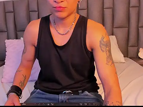 دردشة ZoeKrug الجنسية المباشرة