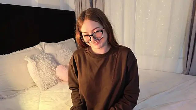 LunaVelvet777 live XXX chat