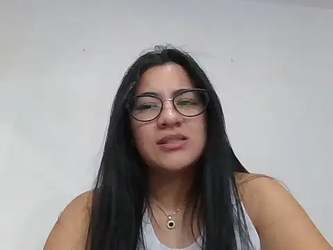 Agusgold22: онлайн-секс-чат