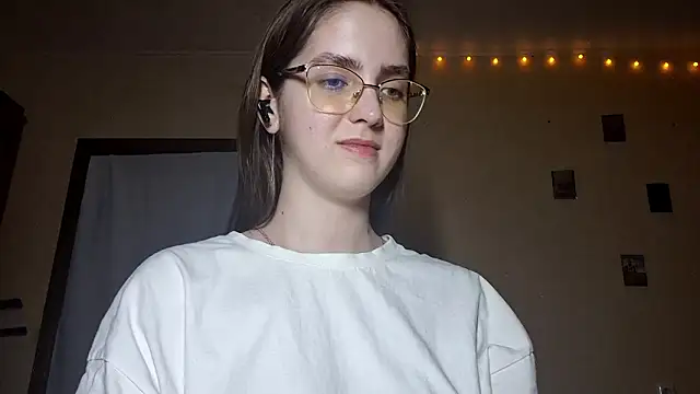 แชท XXX สดของ Katelemon