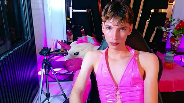 Stefany_PiInk's Webcam Show