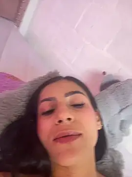 แชท XXX สดของ Jill_valen