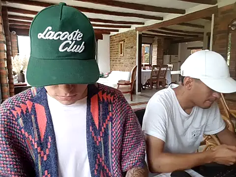 Show modela WarGoods na web-kameri